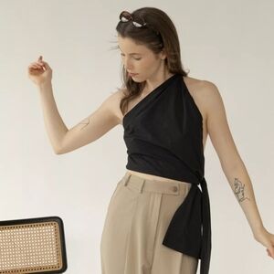 Angie Bauer Corsica top in Black, Size S